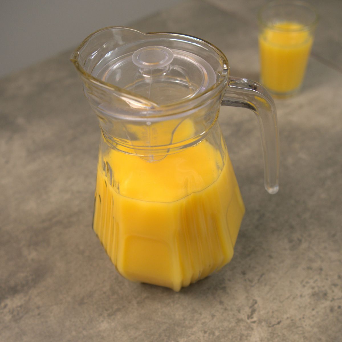 JARRA SUCO DIAMOND DE VIDRO - 1,3L