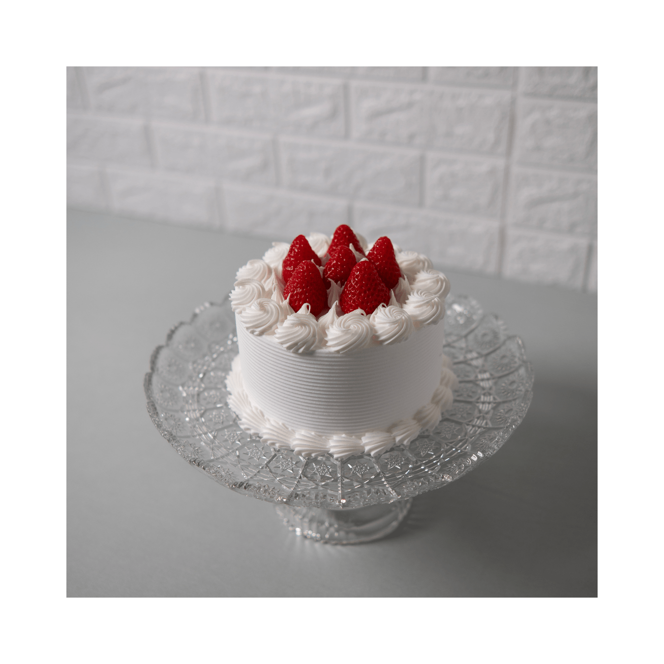 Boleira Prato Para Bolo Gourmet Sakara Com pé e tampa 29,5cm