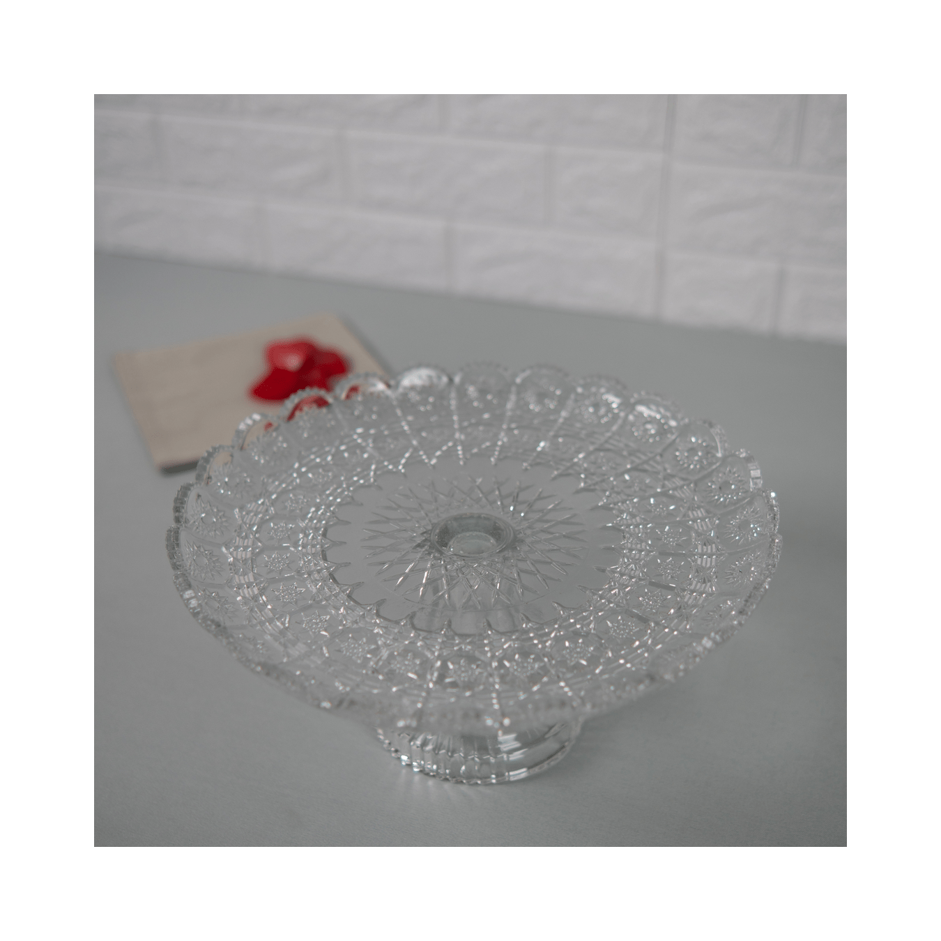 Boleira Prato Para Bolo Gourmet Sakara Com pé e tampa 29,5cm