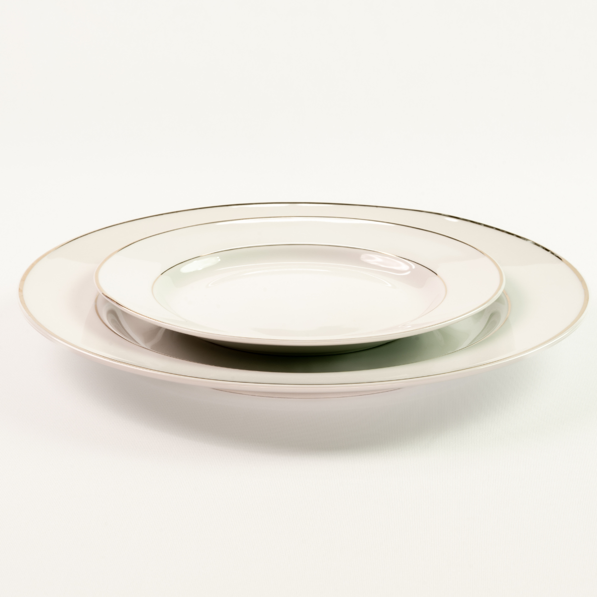 Jogo De Pratos Estaleiro De Porcelanas Borda Dourado 20 Peças