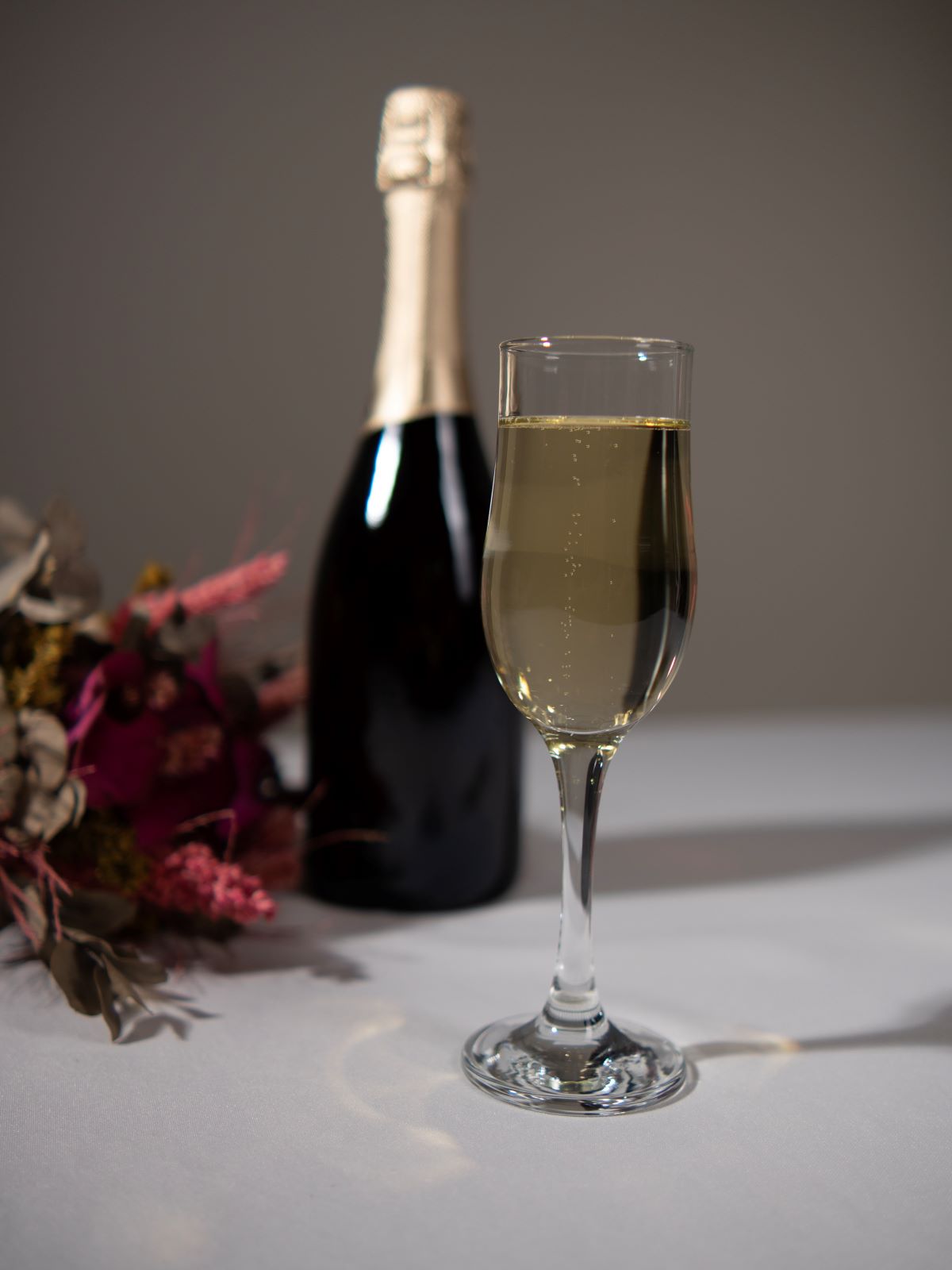 TAÇA PARA CHAMPANHE VIKA DE VIDRO PASABAHCE - 200ML