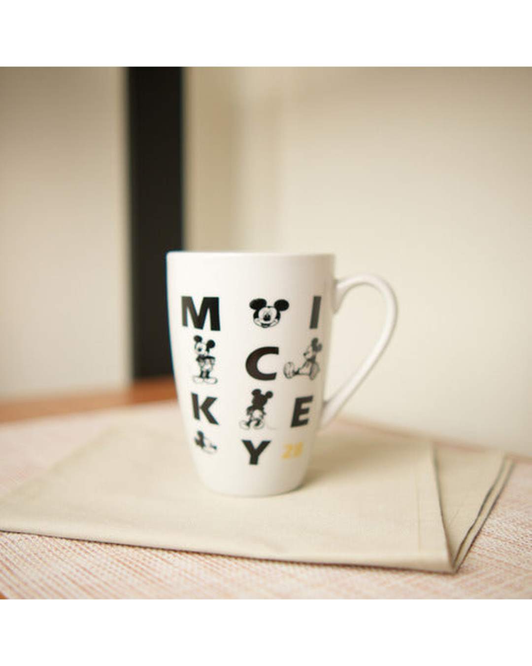 Kit 6 Canecas Porcelana Diversas Mickey e Minnie - 350ml